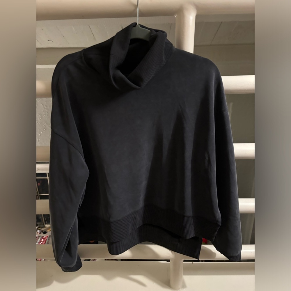 lululemon Softstreme Turtleneck